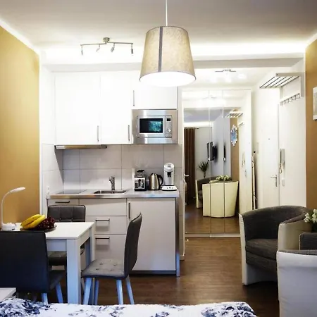 Elegant Apartment In Duesseldorf At The Centre * Dusseldorf